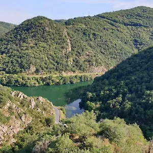 Du Presbytère , Ayssenes-la-Bacaresse France